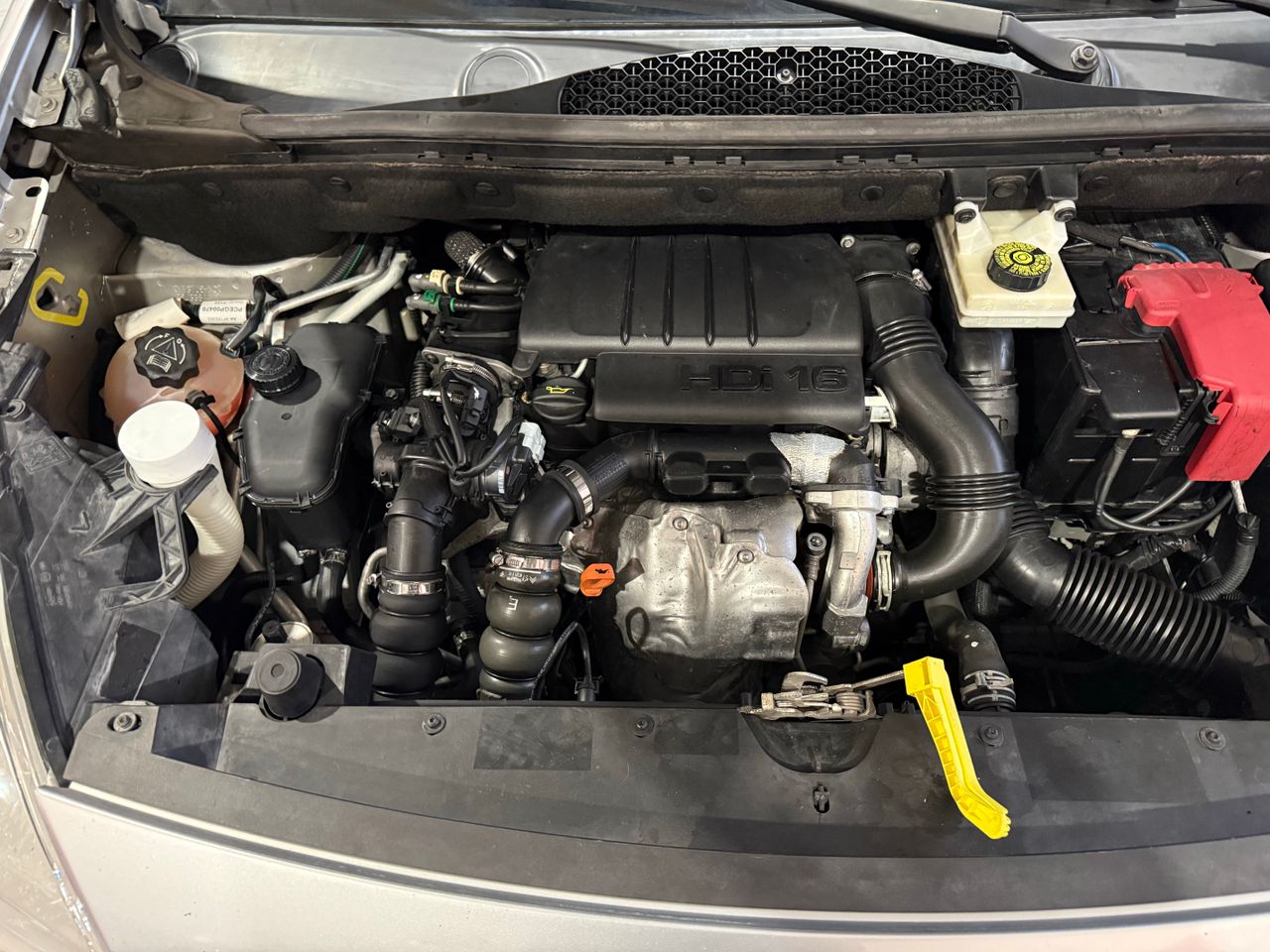 Peugeot Partner Nuevo  Tepee Confort HDi 90 - Foto 18