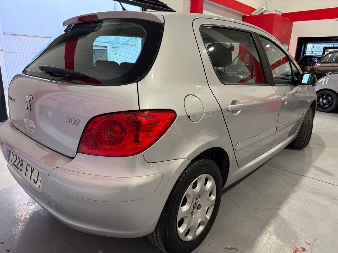 Peugeot 307 5p XS+ 1.4 16v - Foto 7