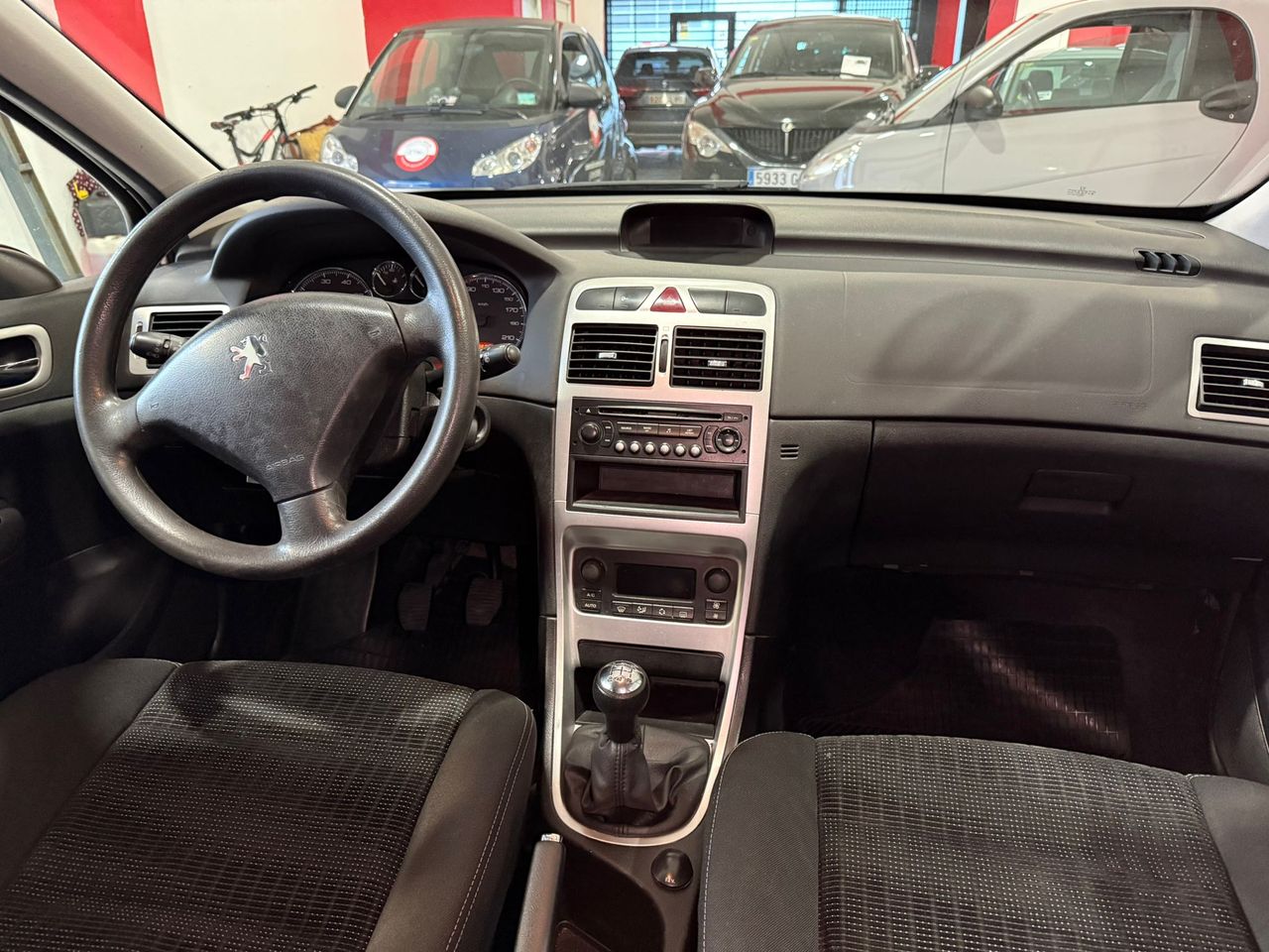 Peugeot 307 5p XS+ 1.4 16v - Foto 10