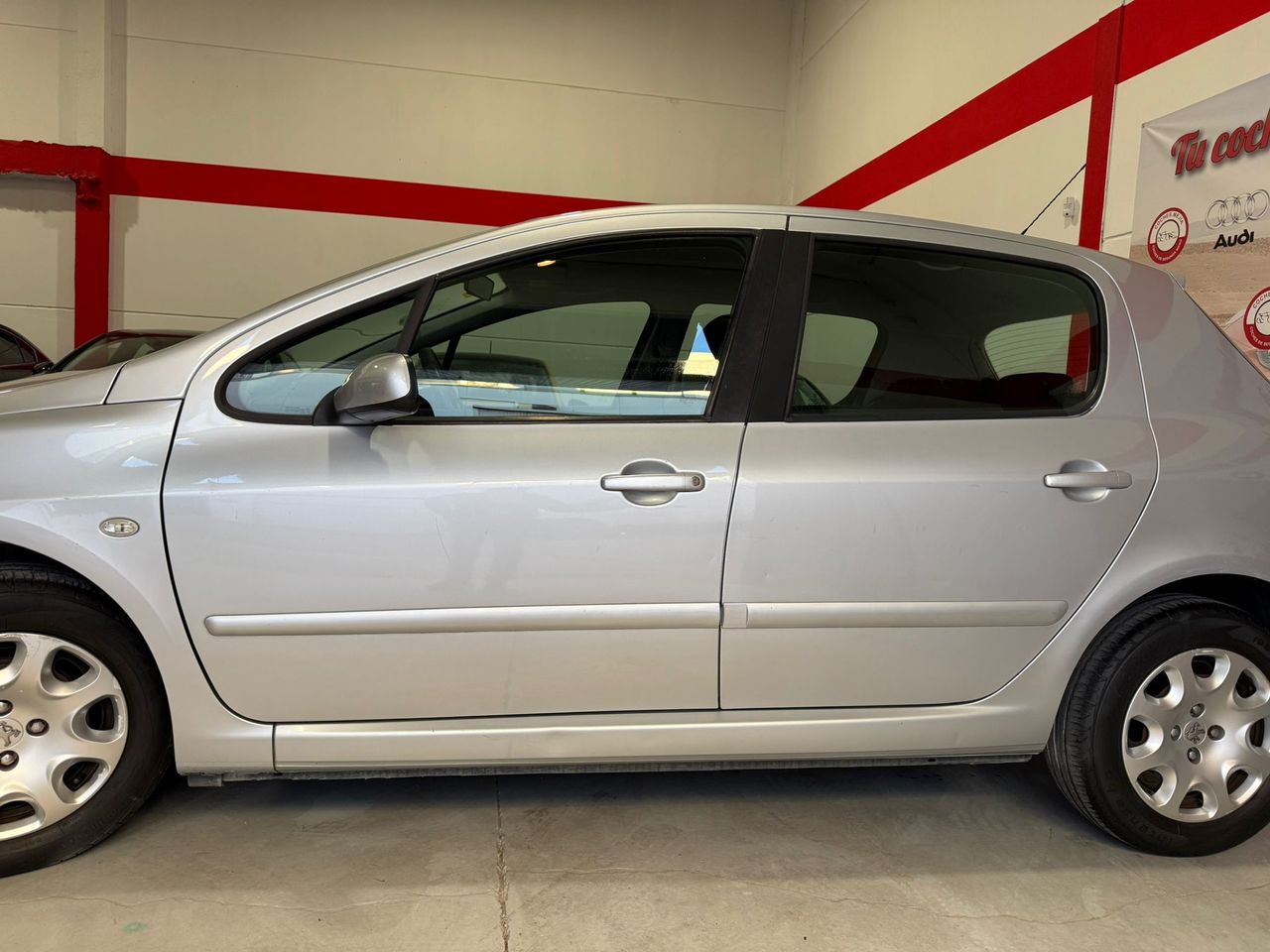 Peugeot 307 5p XS+ 1.4 16v - Foto 6