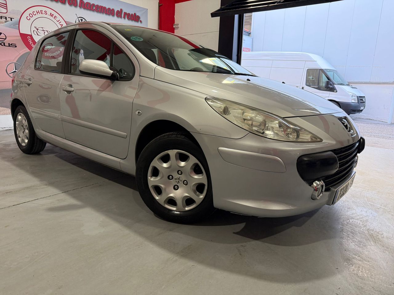 Peugeot 307 5p XS+ 1.4 16v - Foto 3