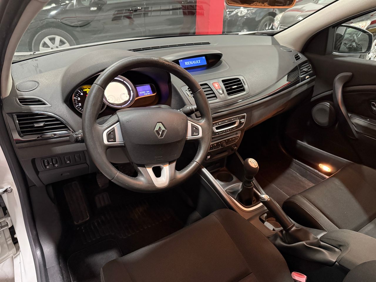 Renault Megane Mégane Coupé Dynamique dCi 110 CV eco2 - Foto 15