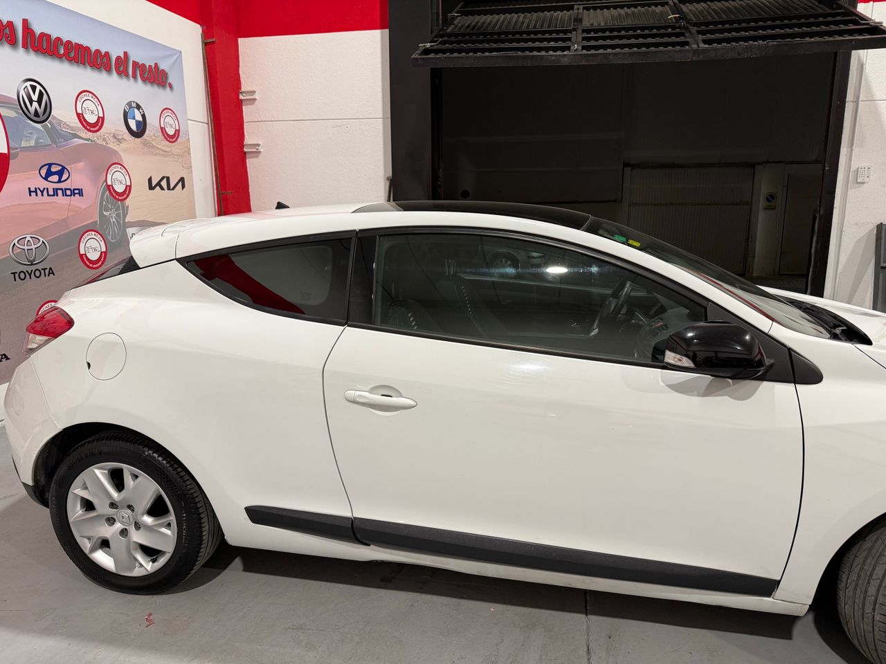 Renault Megane Mégane Coupé Dynamique dCi 110 CV eco2 - Foto 6