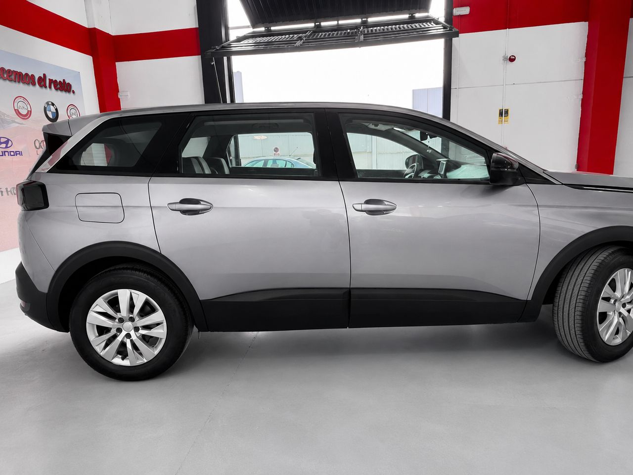 Peugeot 5008 Allure BlueHDi 130 S&S - Foto 5