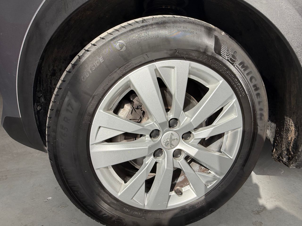 Peugeot 5008 Allure BlueHDi 130 S&S - Foto 18