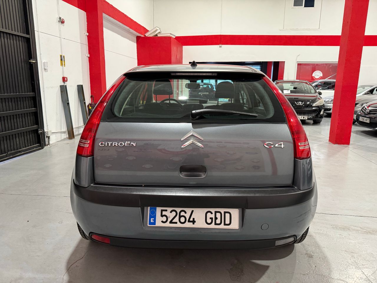 Citroën C4 5p HDi 92 LX - Foto 8