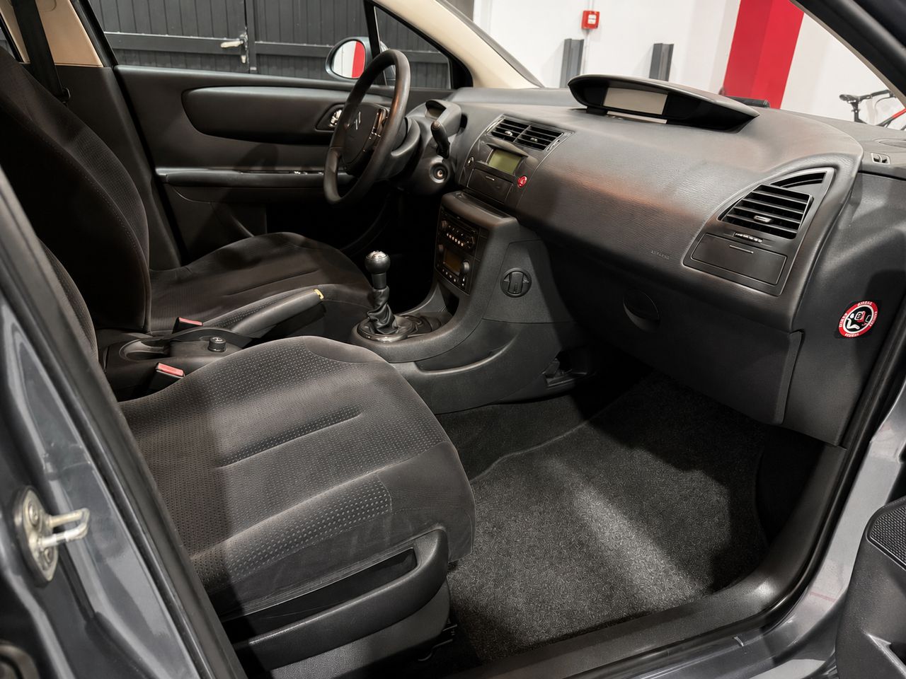Citroën C4 5p HDi 92 LX - Foto 15