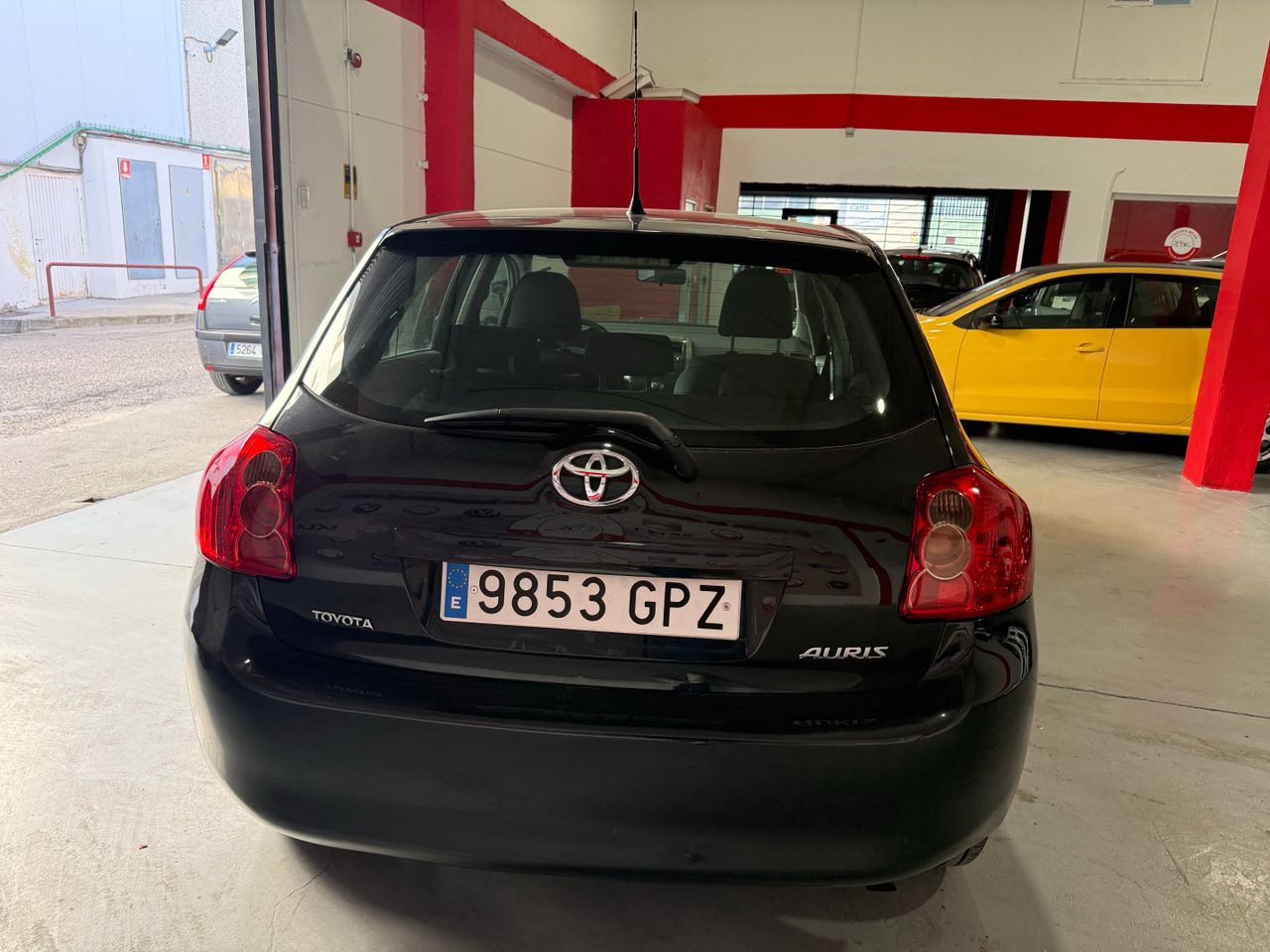 Toyota Auris 5p 1.33 VVT-i Active - Foto 8