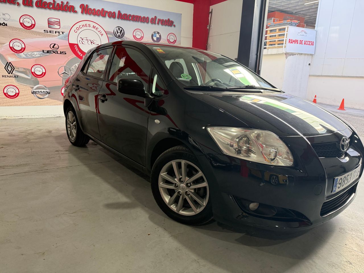 Toyota Auris 5p 1.33 VVT-i Active - Foto 5