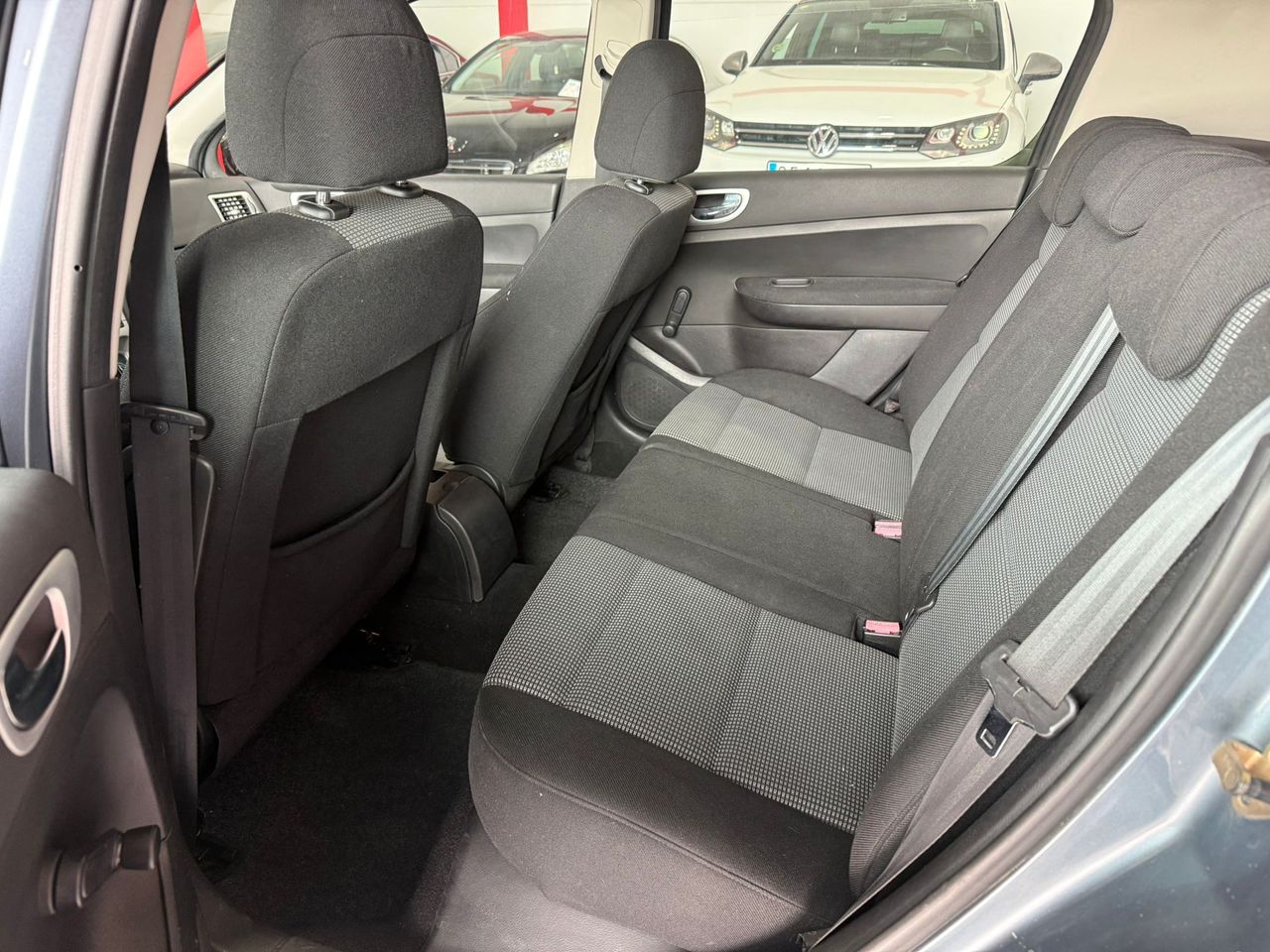 Peugeot 307 5p XS 1.6 HDI 90 - Foto 13