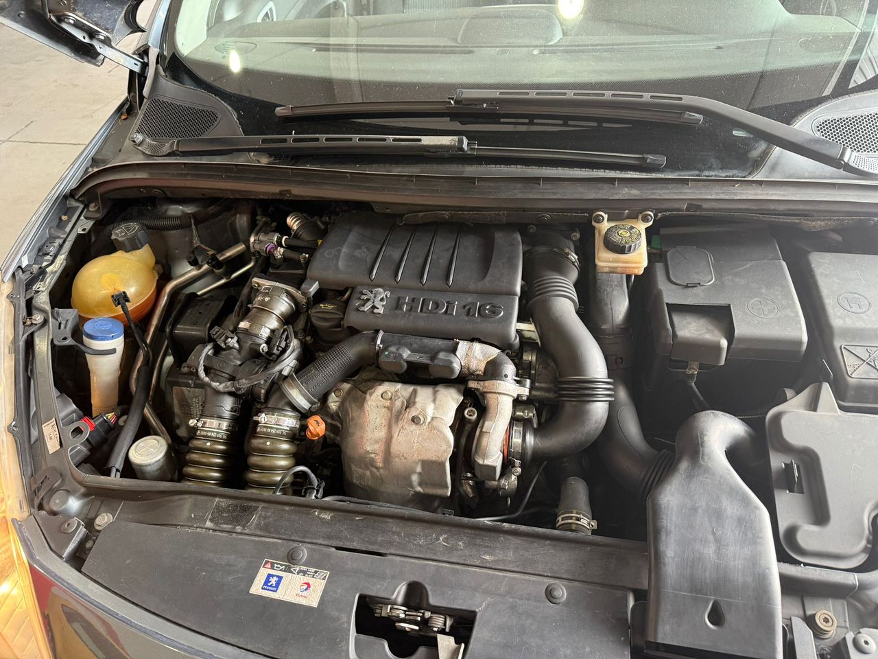 Peugeot 307 5p XS 1.6 HDI 90 - Foto 17