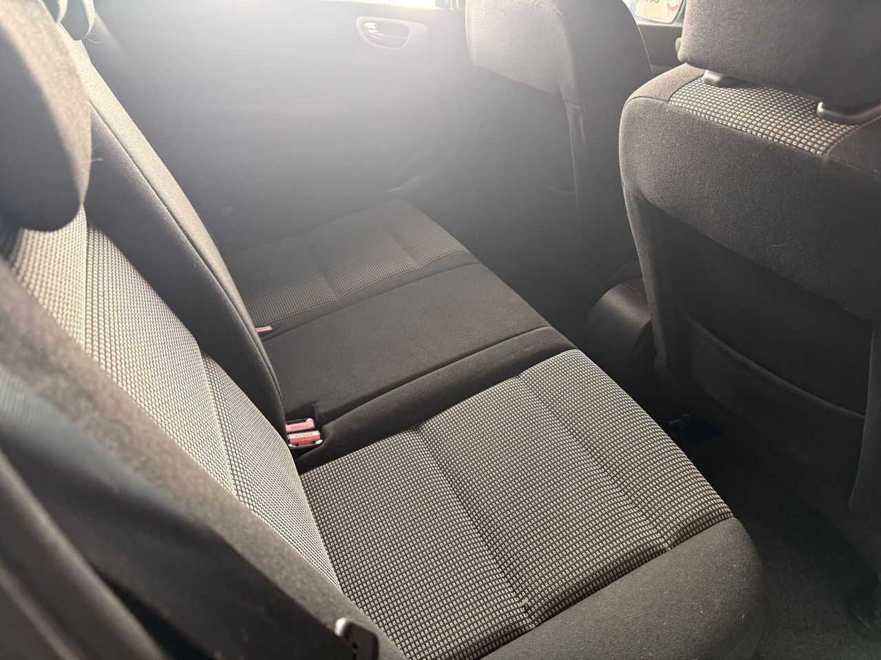 Peugeot 307 5p XS 1.6 HDI 90 - Foto 15