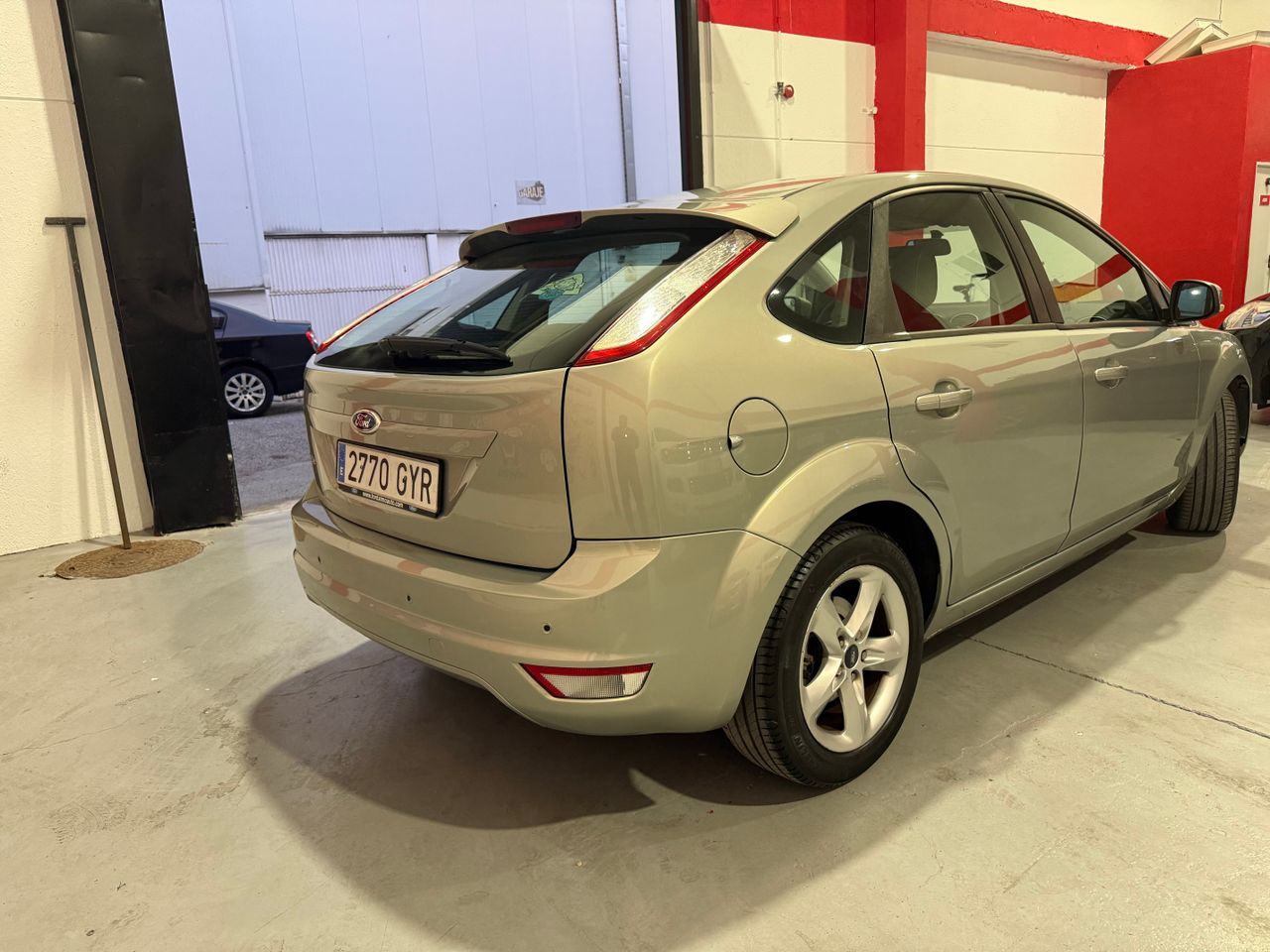 Ford Focus Berlina Trend 1.6 Ti-VCT - Foto 5