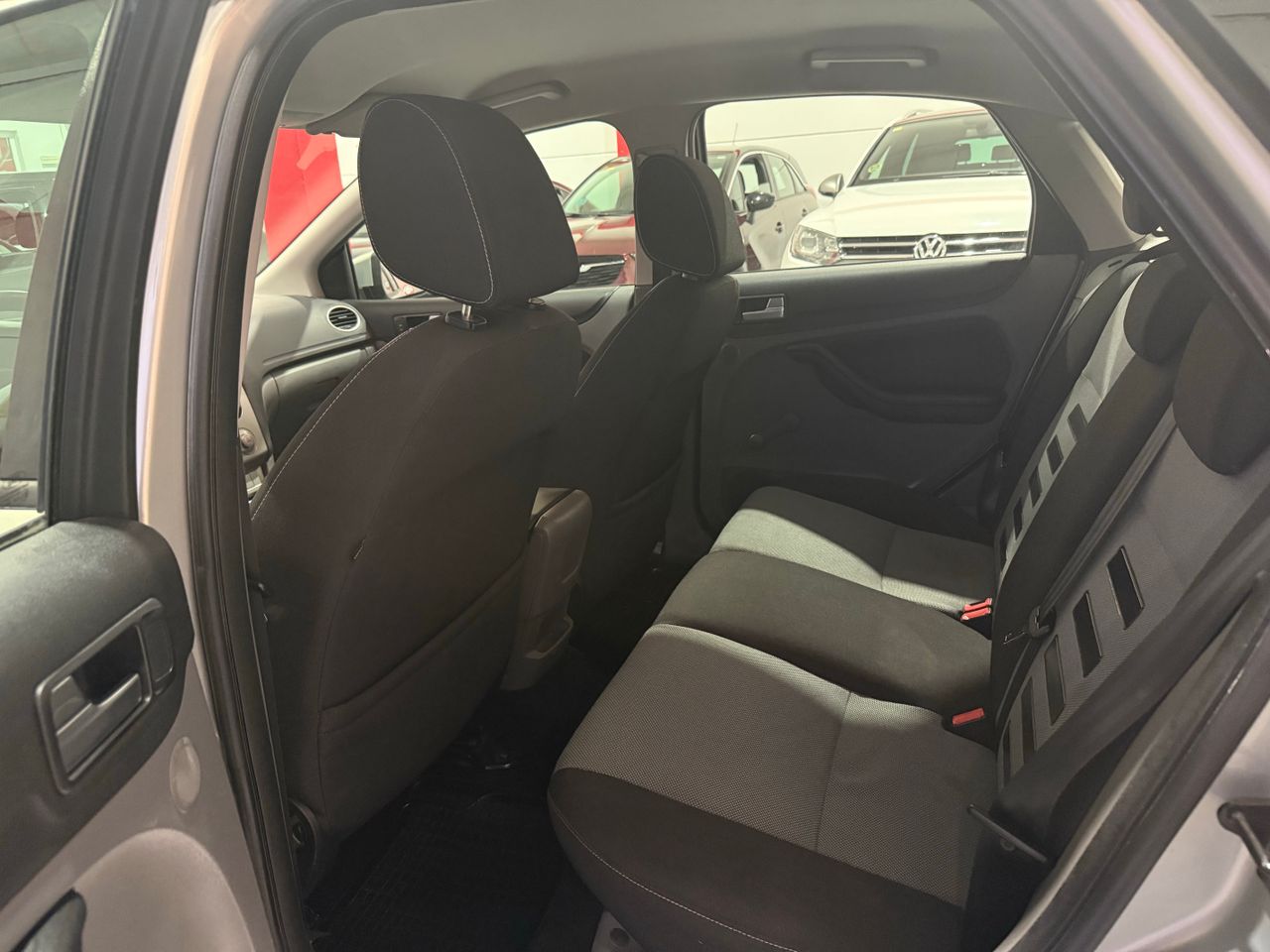 Ford Focus Berlina Trend 1.6 Ti-VCT - Foto 11