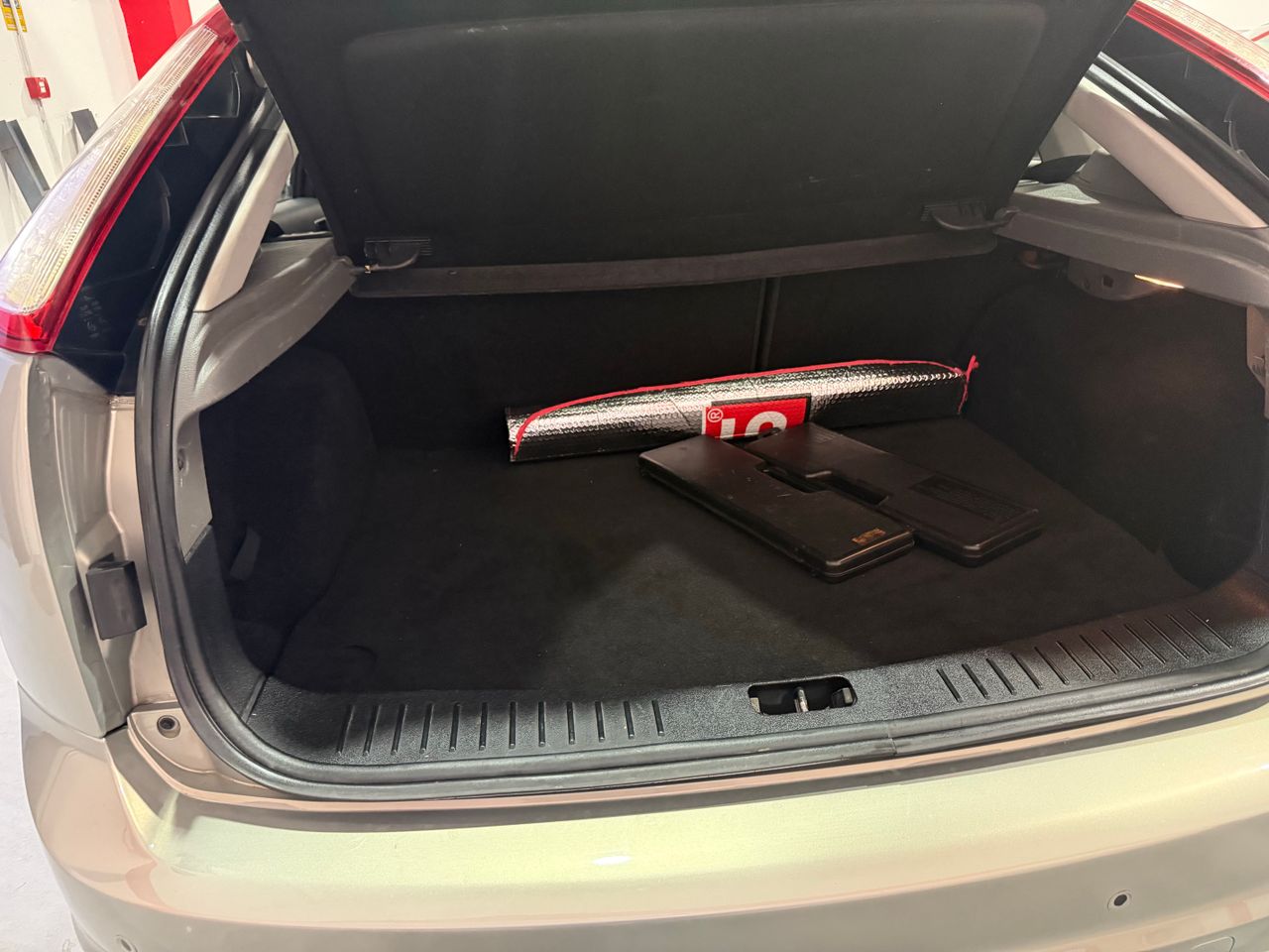 Ford Focus Berlina Trend 1.6 Ti-VCT - Foto 12