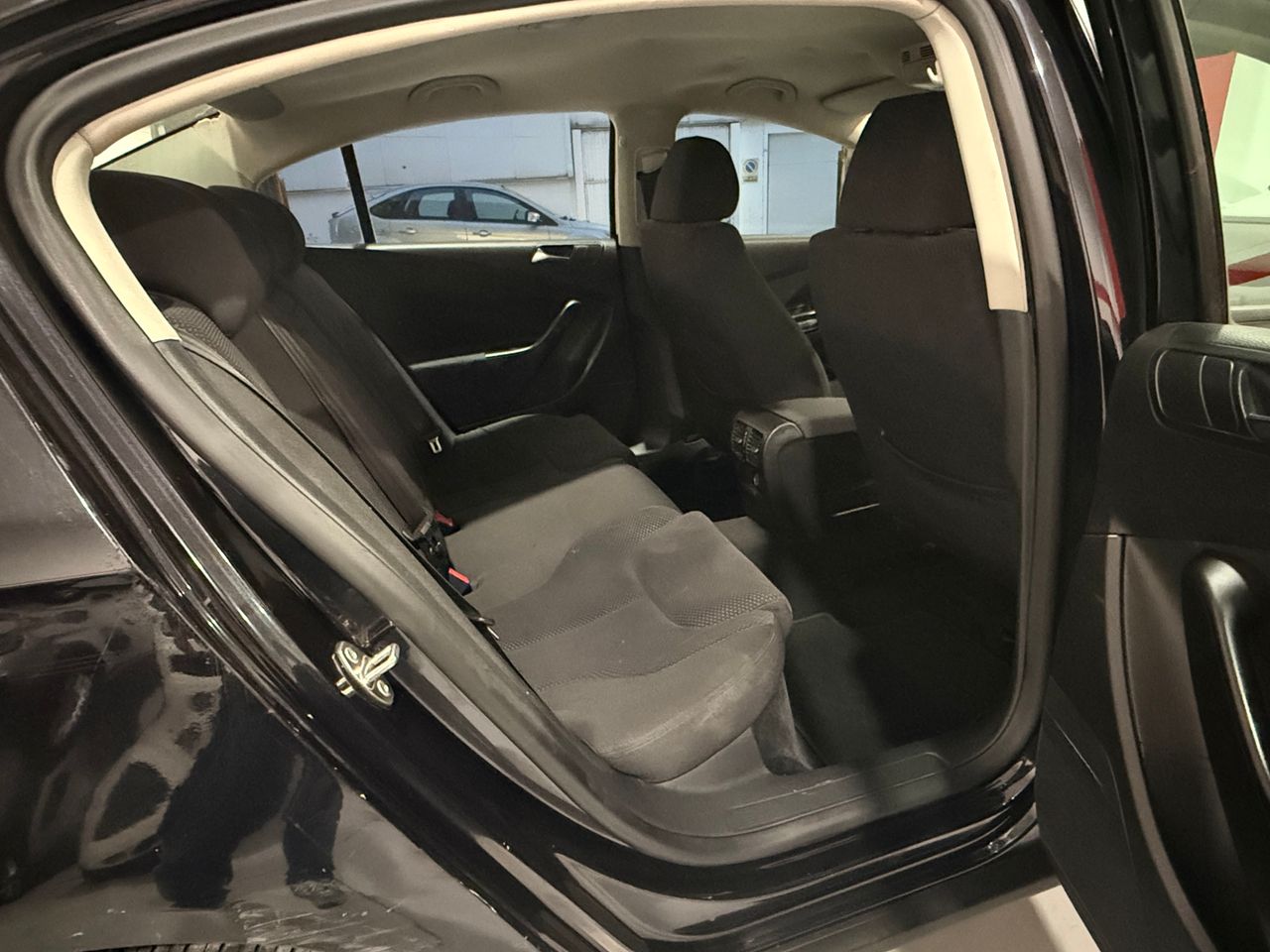 Volkswagen Passat Edition Plus 2.0 TDI CR 110 CV DPF - Foto 14