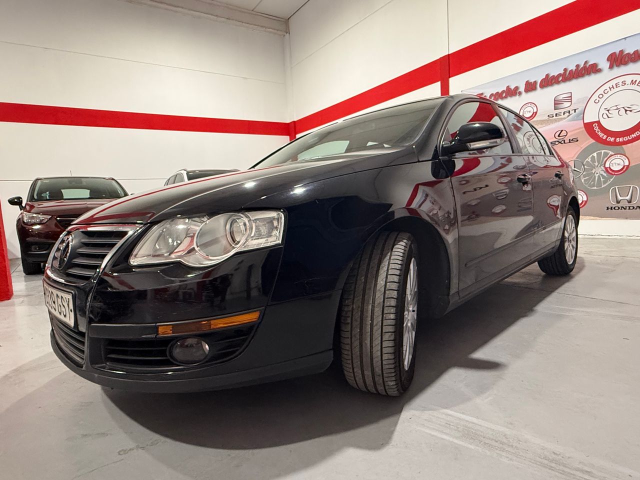 Volkswagen Passat Edition Plus 2.0 TDI CR 110 CV DPF - Foto 4