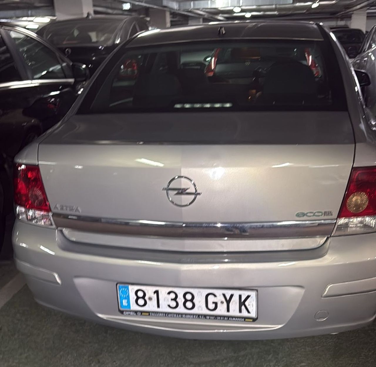 Opel Astra Sedan Edition 1.7 CDTi 110 CV - Foto 10