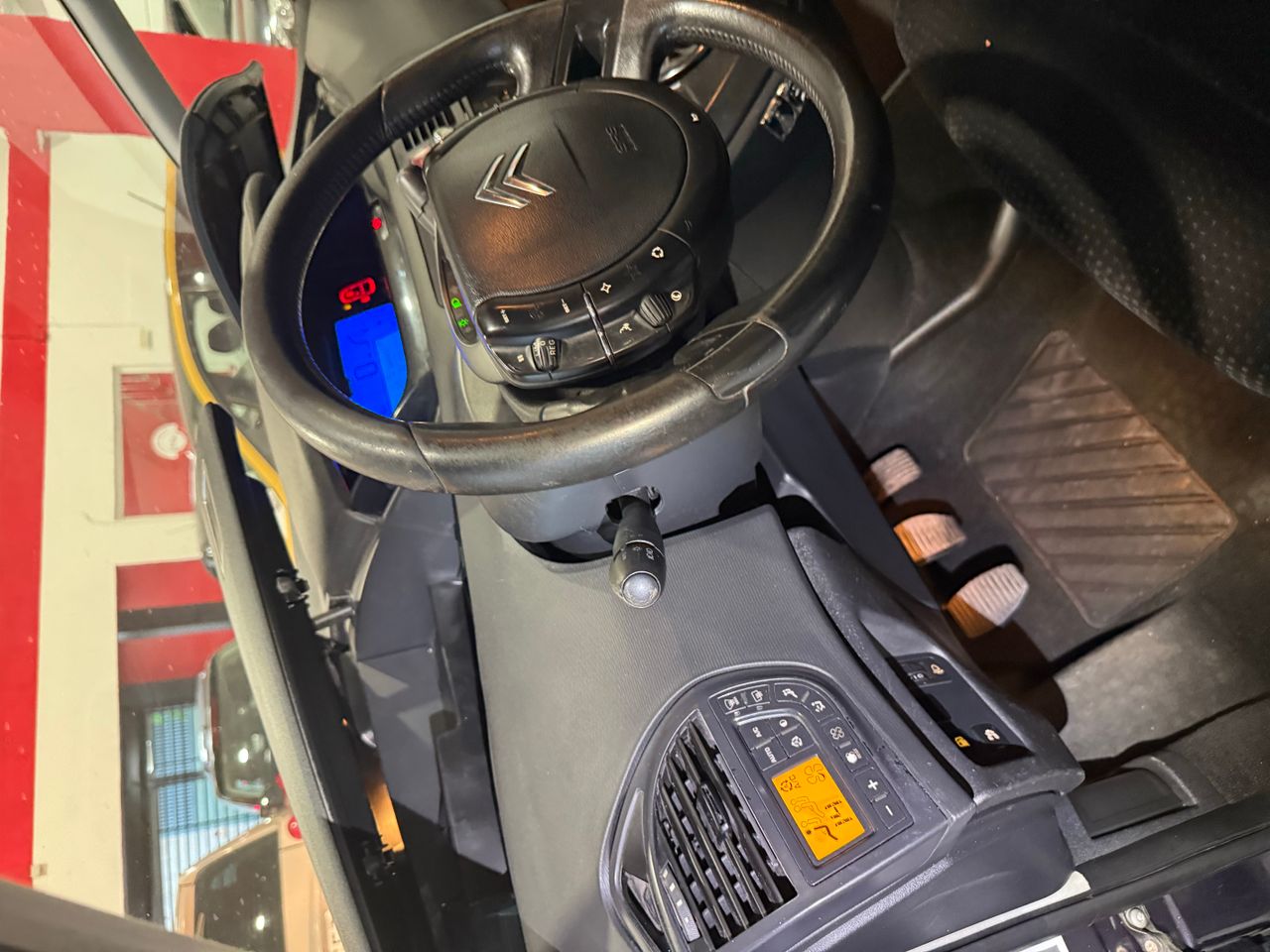 Citroën C4 Picasso HDi 110 FAP Exclusive - Foto 22