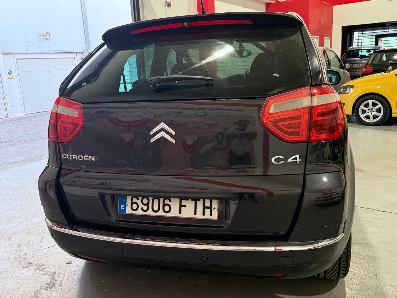 Citroën C4 Picasso HDi 110 FAP Exclusive - Foto 8