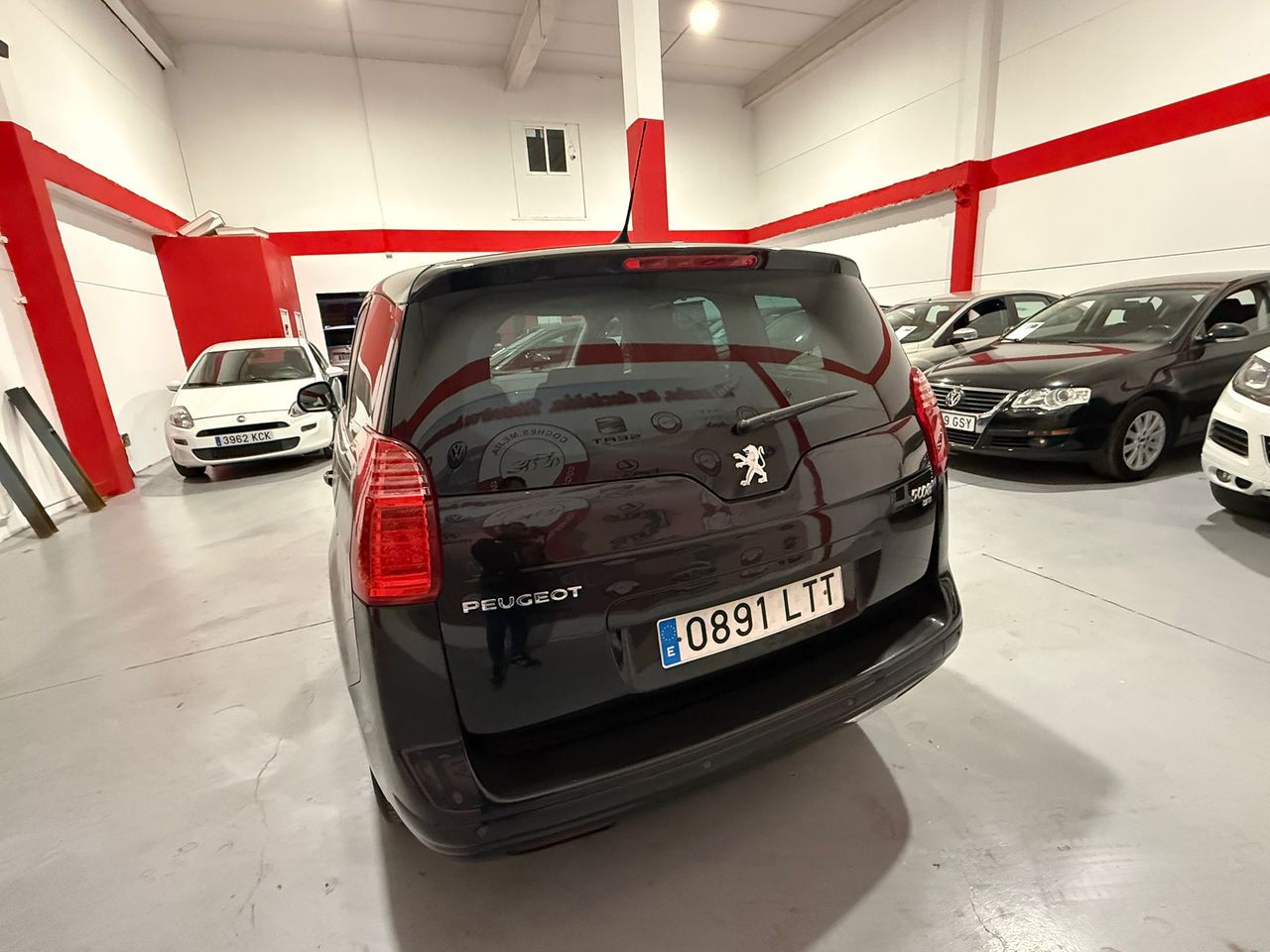 Peugeot 5008 Active 1.6 e-HDi 115 CMP Blue Lion 7 plazas - Foto 8