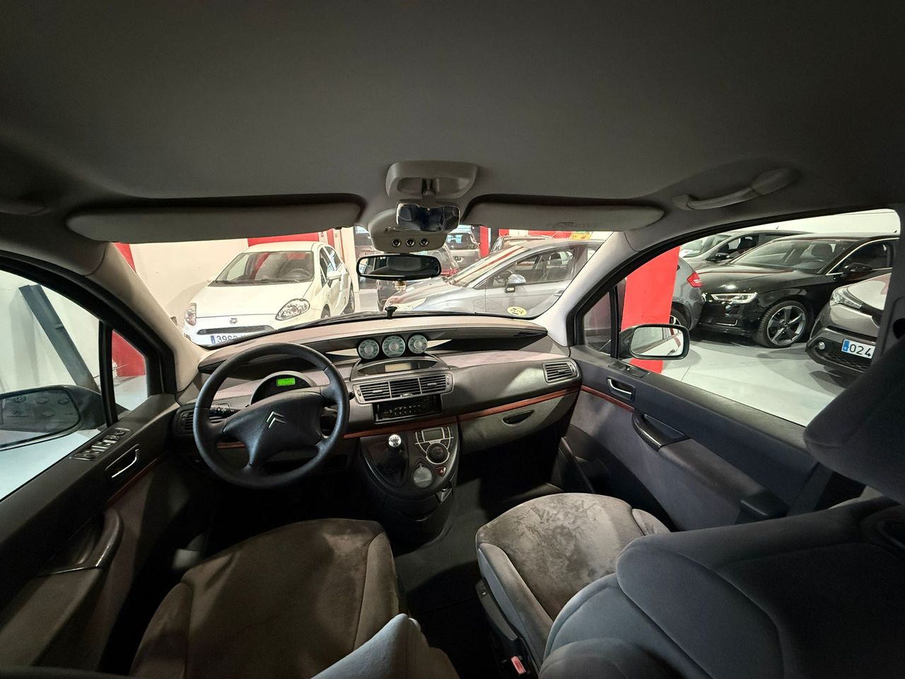 Citroën C8 2.2i 16v Premier - Foto 11