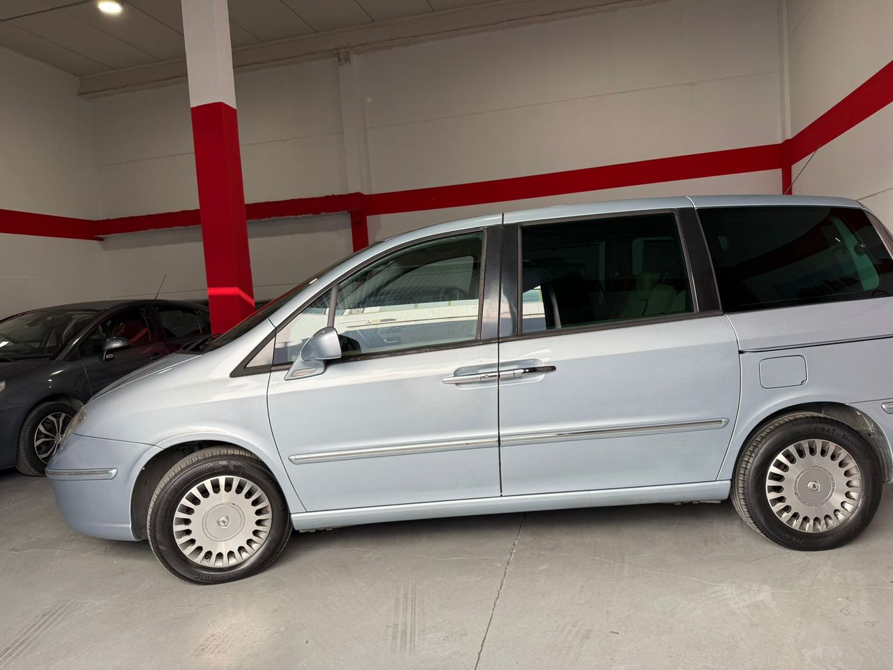 Lancia Phedra 2.0 JTD 16V 120 CV - Foto 6
