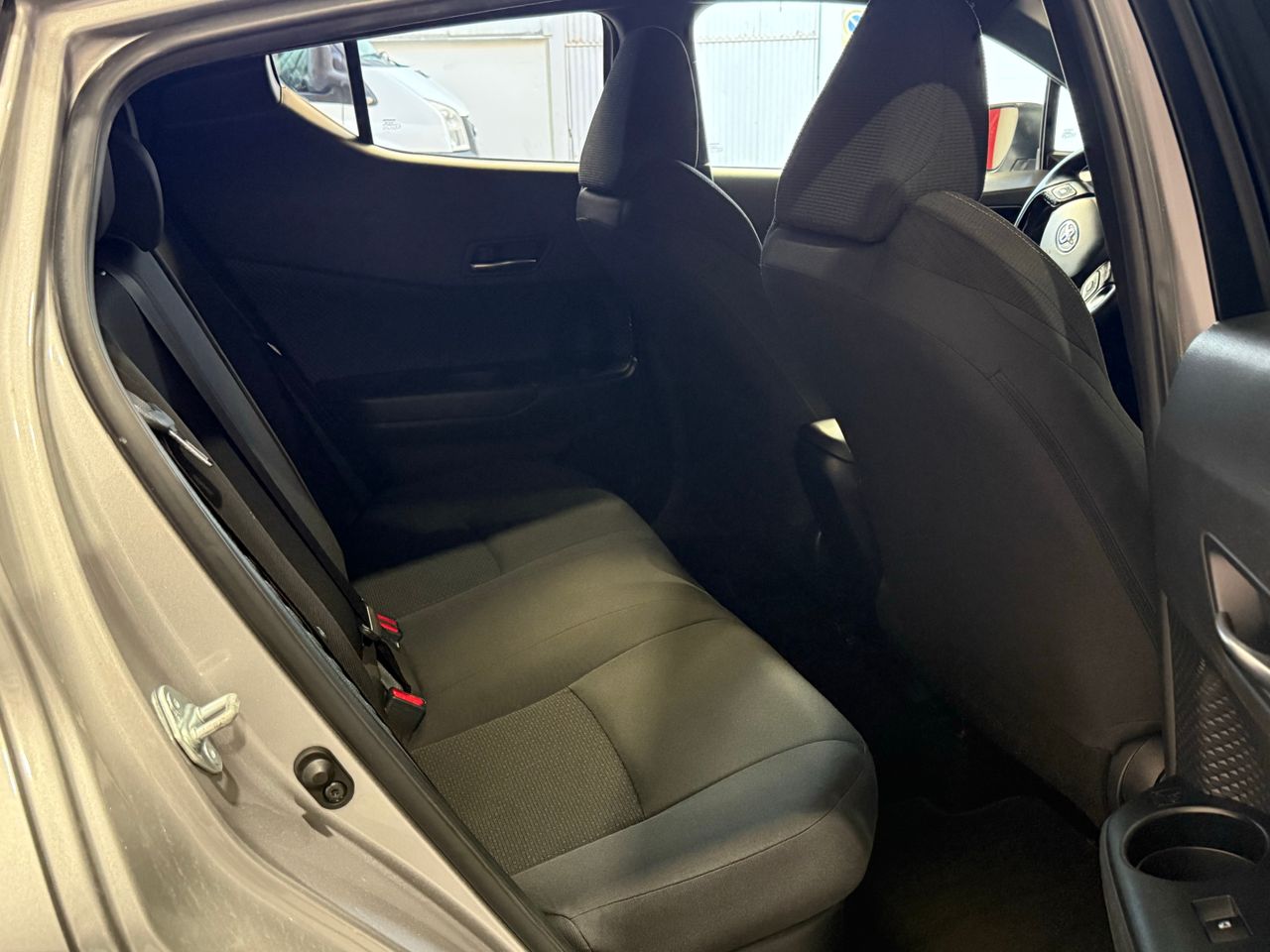 Toyota C-HR 125H Advance - Foto 13