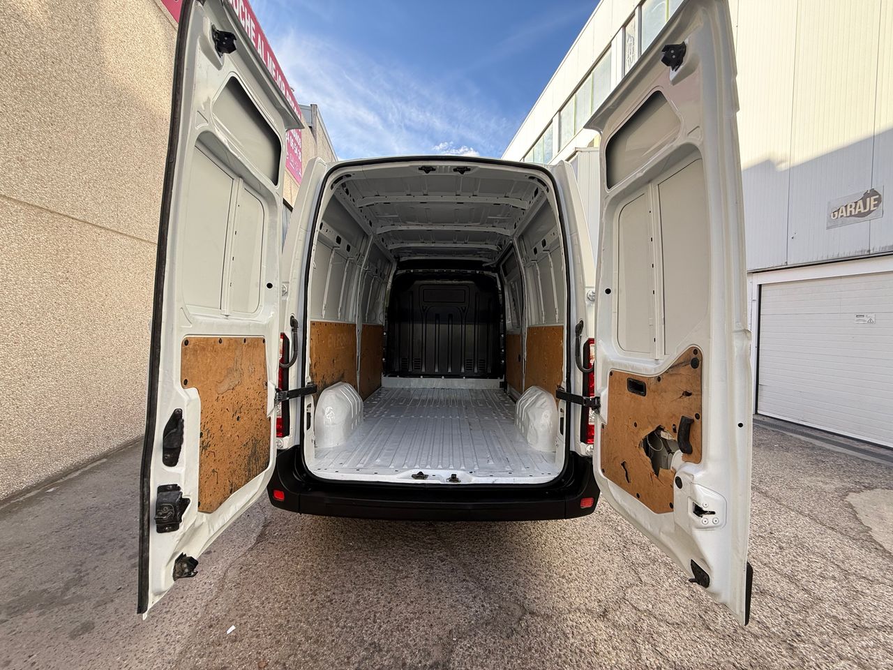 Renault Master III Furgón L3H2 2.3 dCi 136 CV - Foto 7