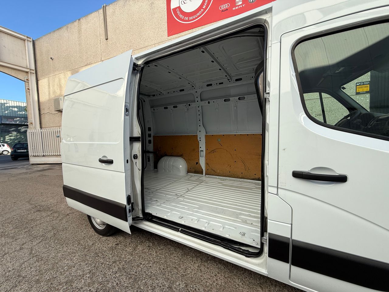Renault Master III Furgón L3H2 2.3 dCi 136 CV - Foto 8