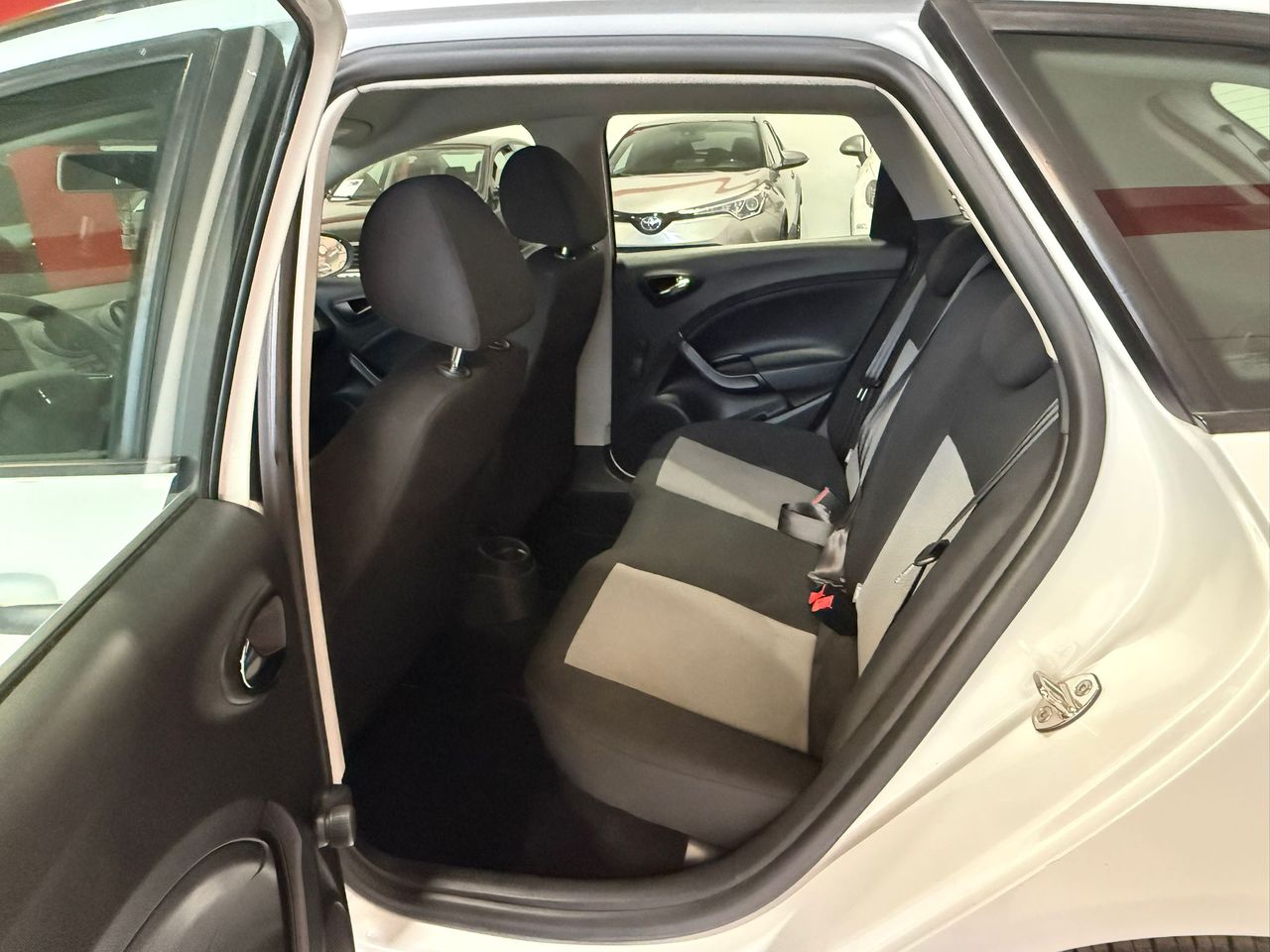 Seat Ibiza ST 1.4 TDI 90 CV Start&Stop Style - Foto 15