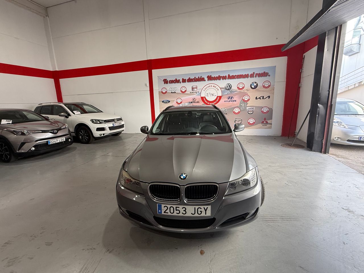 BMW Serie 3 318d Touring - Foto 11