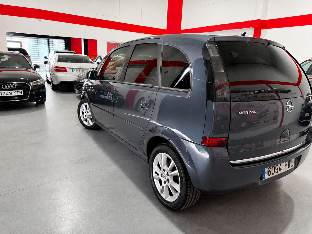 Opel Meriva Cosmo 1.7 CDTi 100 CV - Foto 4