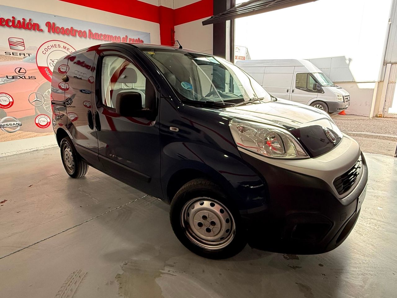 Fiat Fiorino Fiorino Combi Base 1.4 Natural Power 70 CV - Foto 4