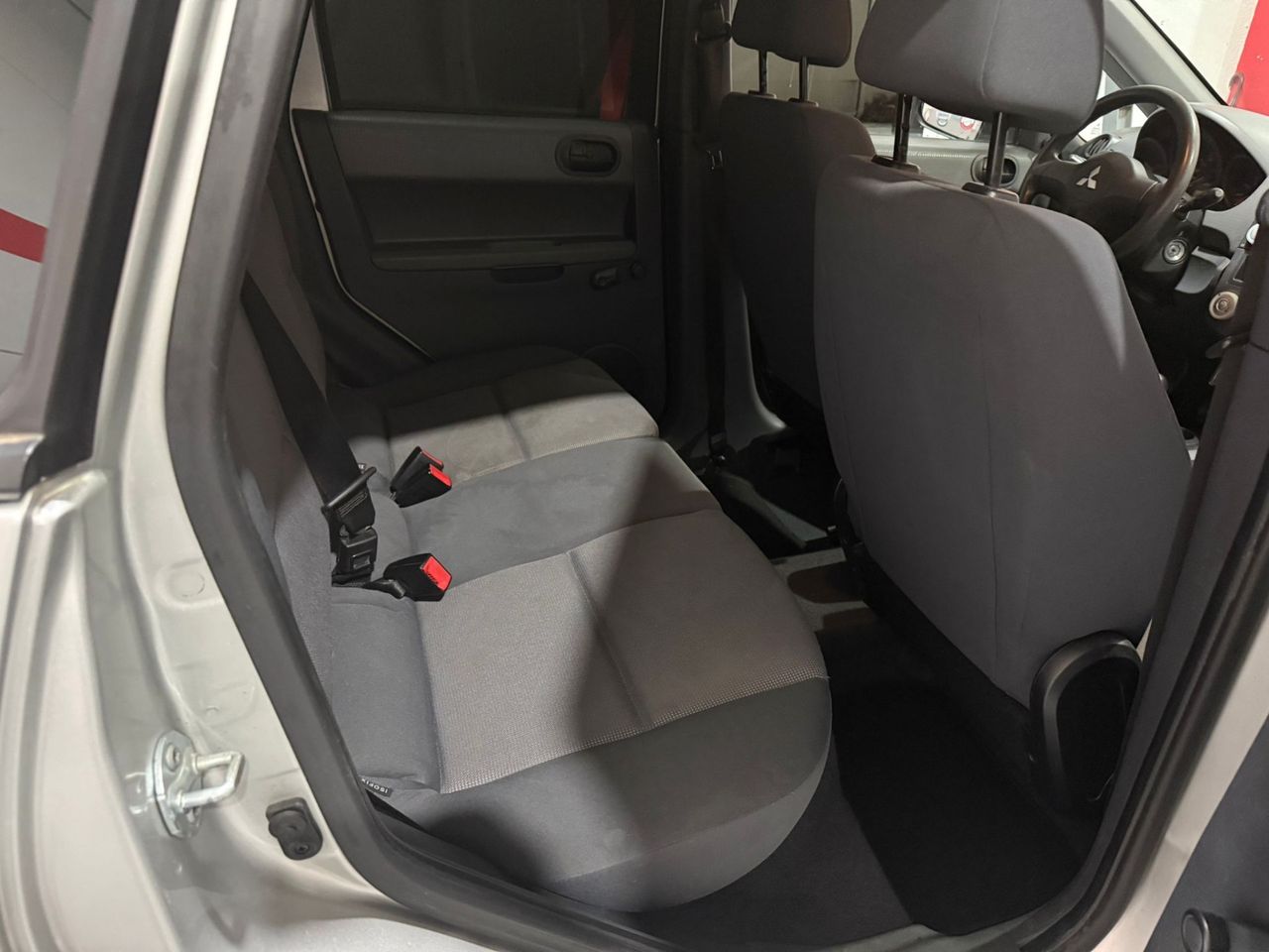 Mitsubishi Colt 1.1 12v Inform - Foto 14