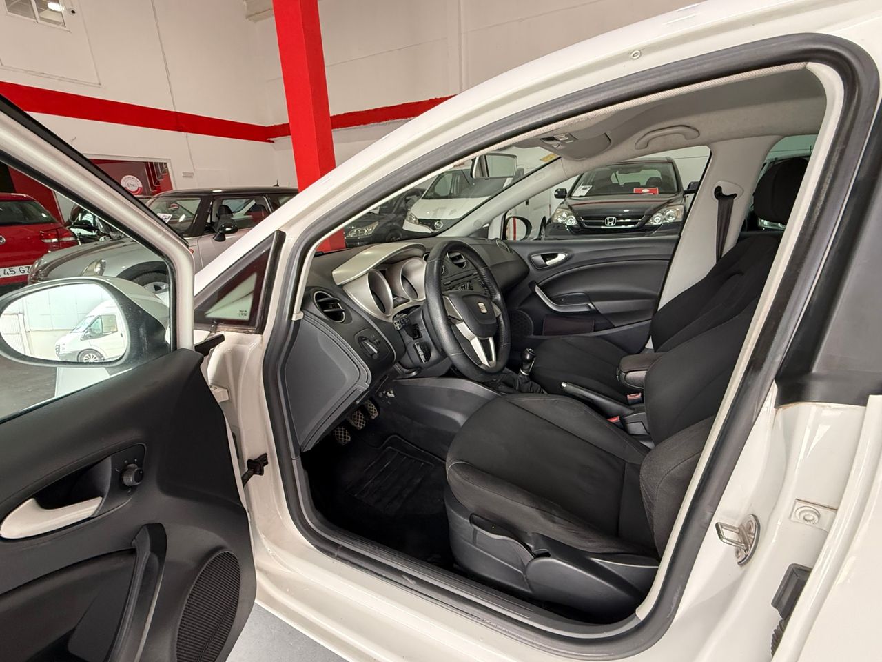 Seat Ibiza 5p 1.9 TDI 105 CV Sport DPF - Foto 10