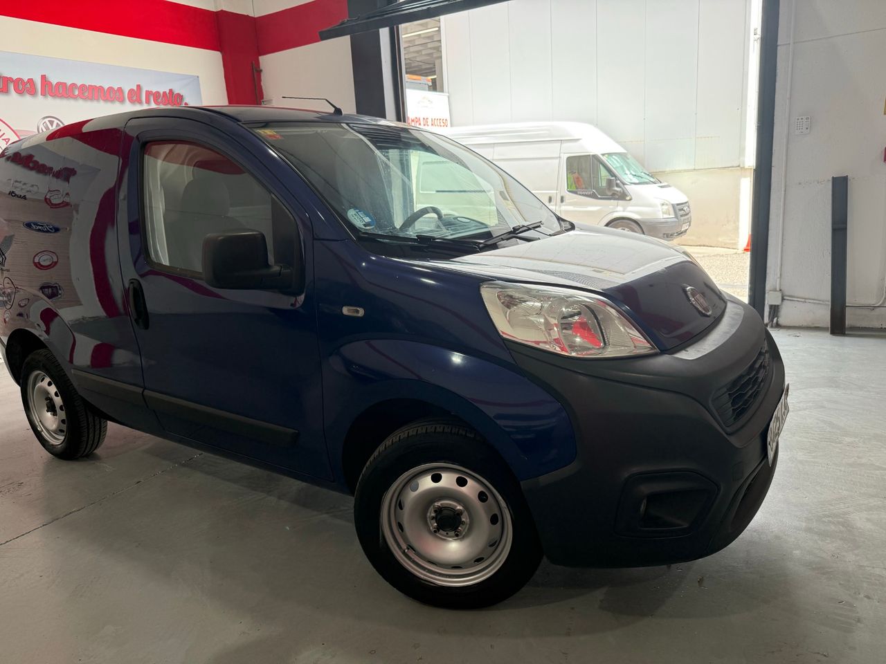 Fiat Fiorino Combi Base 1.4 Natural Power 70 CV - Foto 3