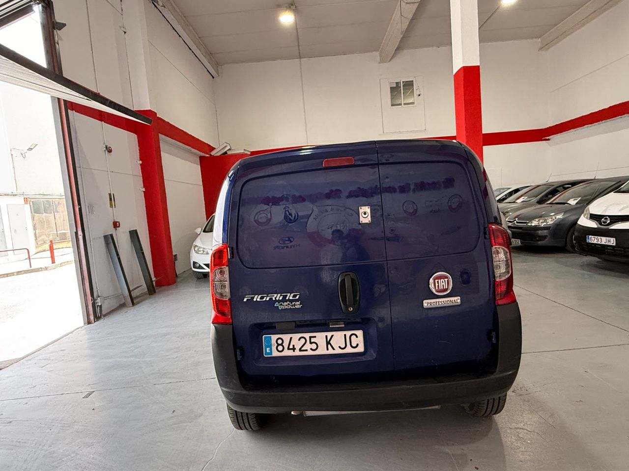 Fiat Fiorino Combi Base 1.4 Natural Power 70 CV - Foto 6