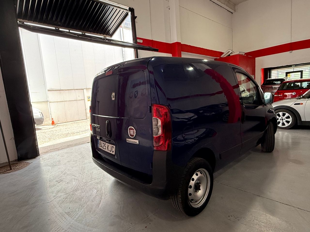 Fiat Fiorino Combi Base 1.4 Natural Power 70 CV - Foto 5