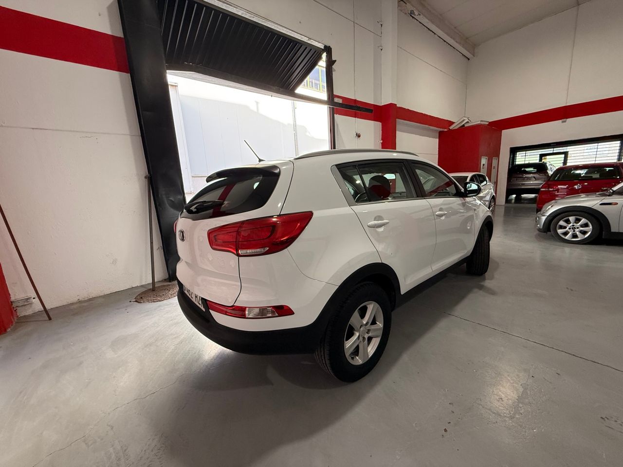 Kia Sportage 1.6 GDi 135 CV Basic 4x2 KIA SPORTAGE 1.6 GDI 135 CV 4X2 - Foto 7