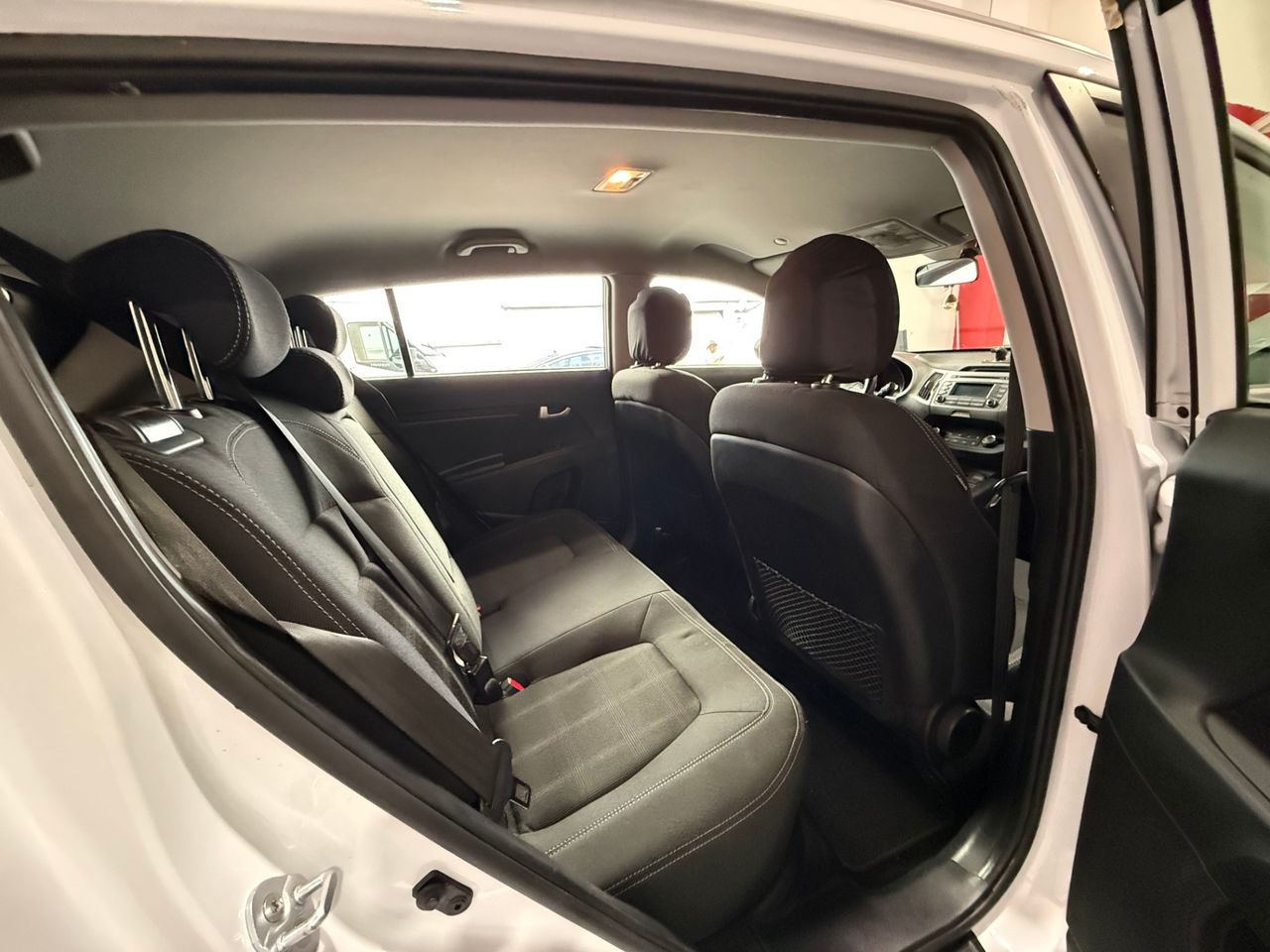 Kia Sportage 1.6 GDi 135 CV Basic 4x2 KIA SPORTAGE 1.6 GDI 135 CV 4X2 - Foto 13