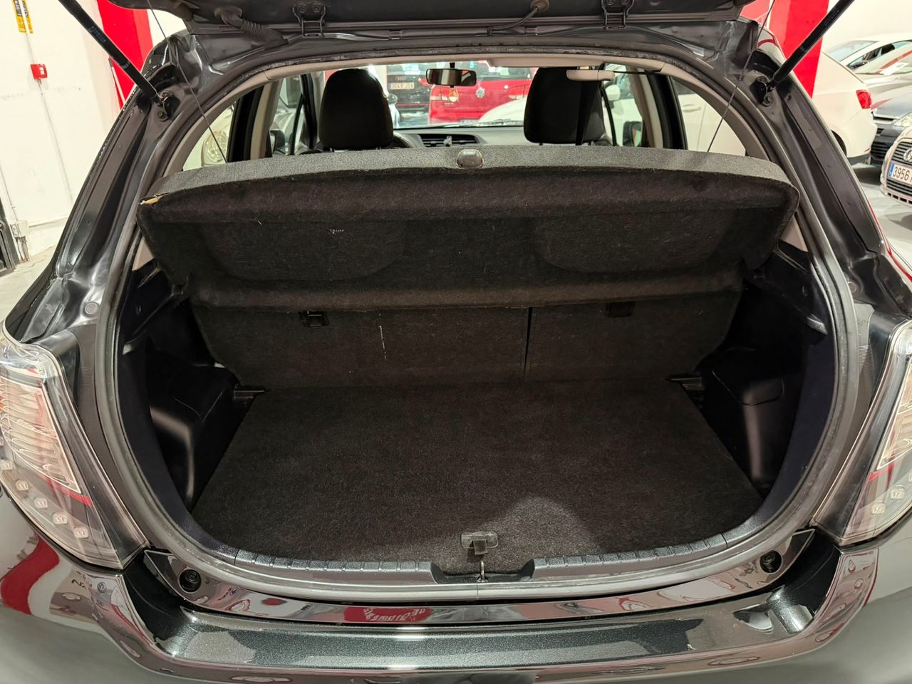 Toyota Yaris 5p 100 Active - Foto 14