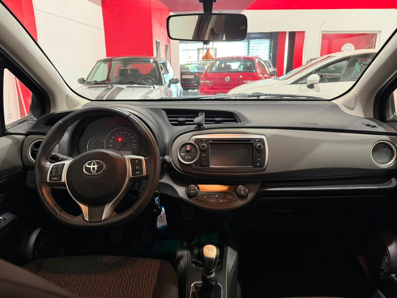 Toyota Yaris 5p 100 Active - Foto 8