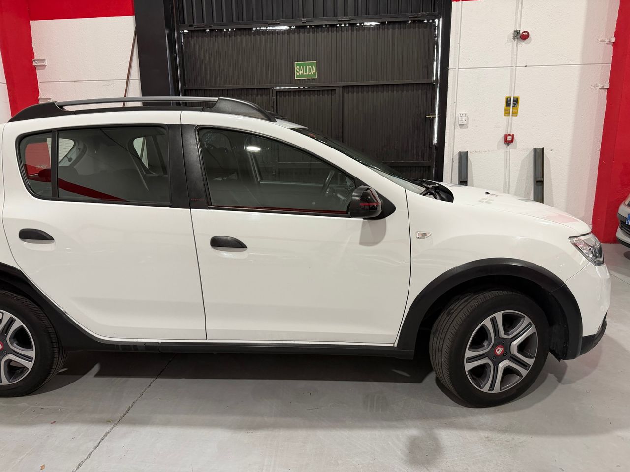 Dacia Sandero Stepway TCE 66 kW - Foto 7