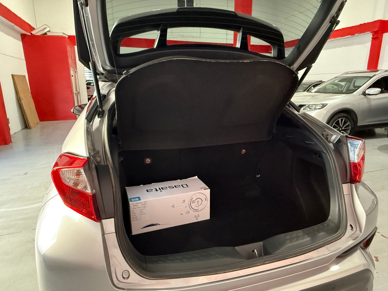 Toyota C-HR 125H Advance Plus Toyota C-HR 1.8 125H Advance Pack Plus Hybrid 2019 | Etiqueta ECO | - Foto 17