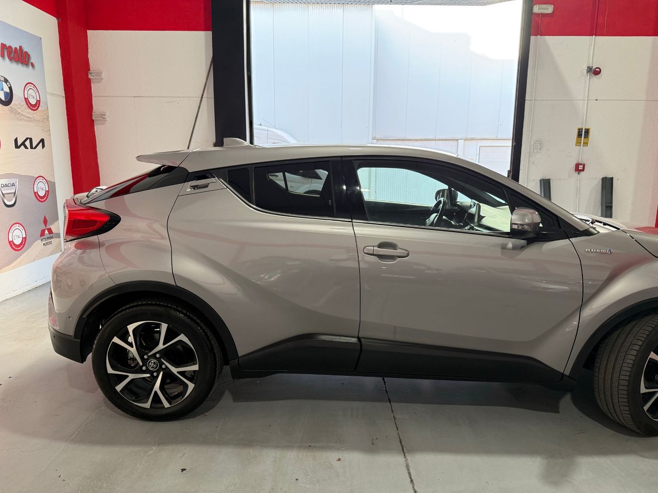 Toyota C-HR 125H Advance Plus Toyota C-HR 1.8 125H Advance Pack Plus Hybrid 2019 | Etiqueta ECO | - Foto 10