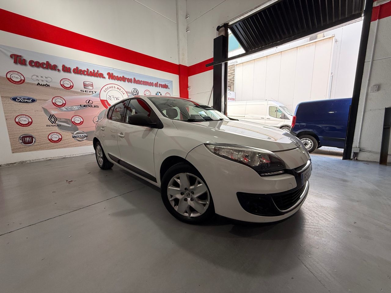 Renault Megane Mégane III Hatchback Van 1.5 dCi 110 CV FAP RENAULT MÉGANE III HATCHBACK VAN 1.5 DCI 110 CV FAP - Foto 9