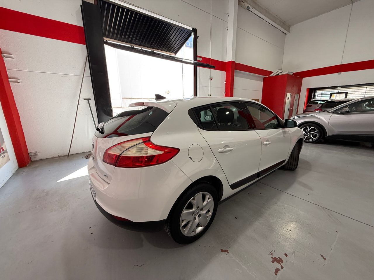 Renault Megane Mégane III Hatchback Van 1.5 dCi 110 CV FAP RENAULT MÉGANE III HATCHBACK VAN 1.5 DCI 110 CV FAP - Foto 7