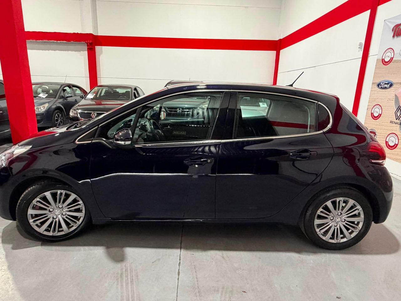 Peugeot 208 3p Style 1.6 BlueHDi 100 S&S - Foto 4