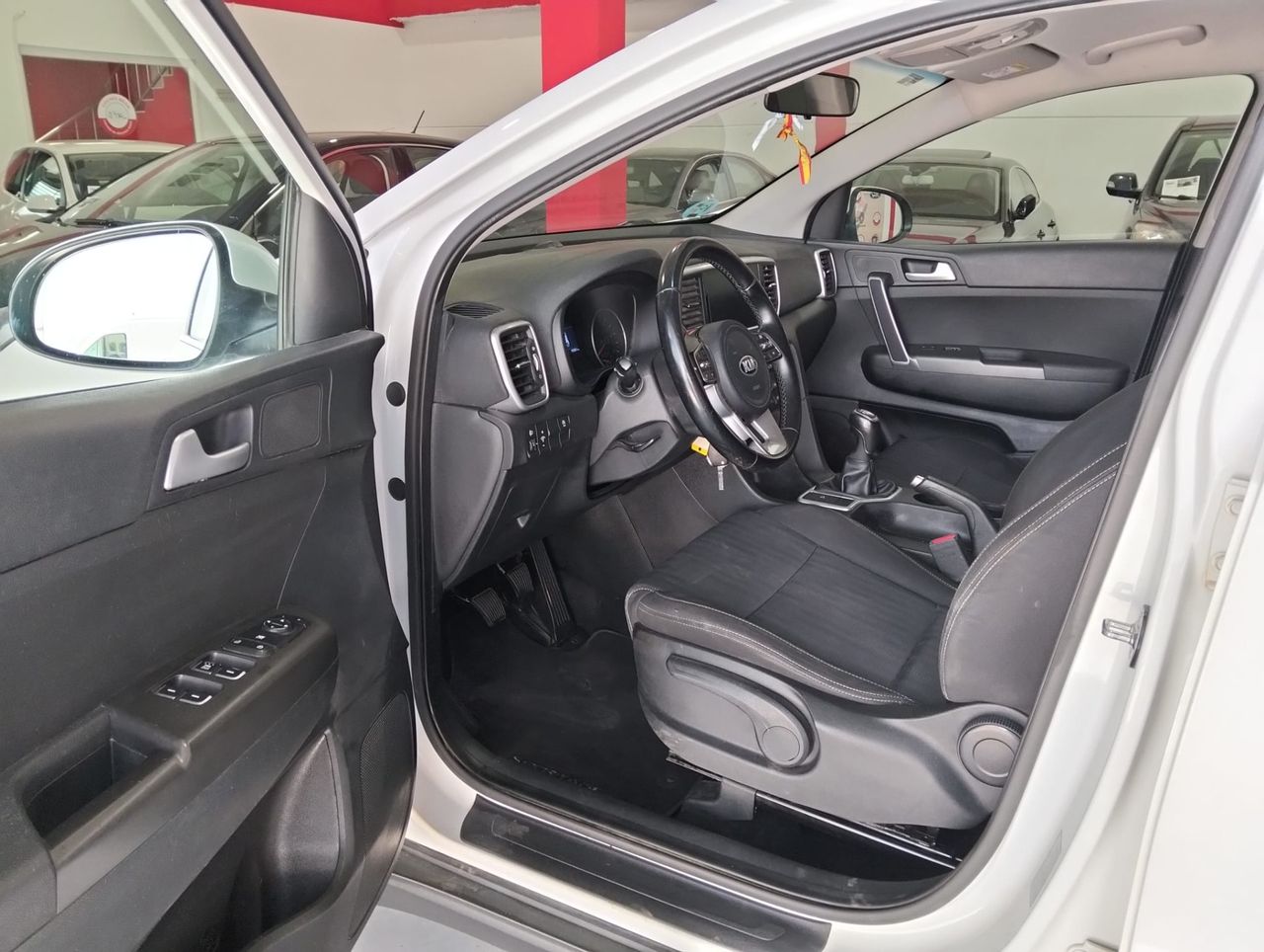 Kia Sportage 1.6 CRDi Concept 85 kW Kia Sportage 1.6 CRDi Concept 115 CV 4x2 | SUV diésel familiar en Coches Mejía - Foto 17